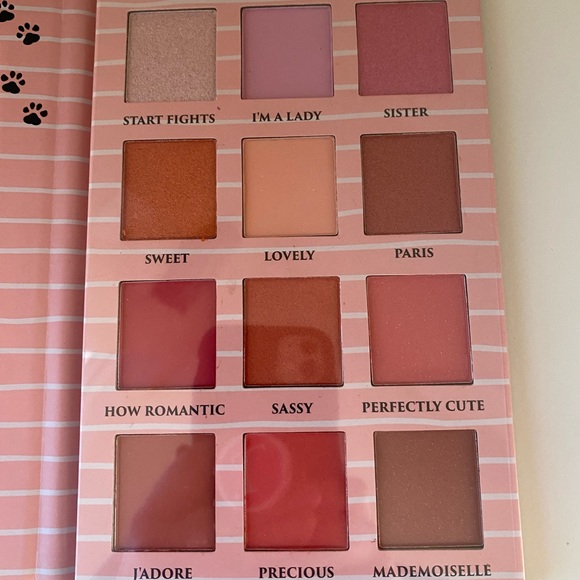 DISNEY Aristocats Marie Eyeshadow Palette - Picture 7 of 7